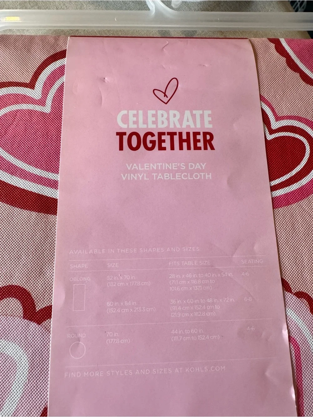 Celebrate Together Valentine Hearts Vinyl Tablecloth 52x70 Oblong Pink Red NWT